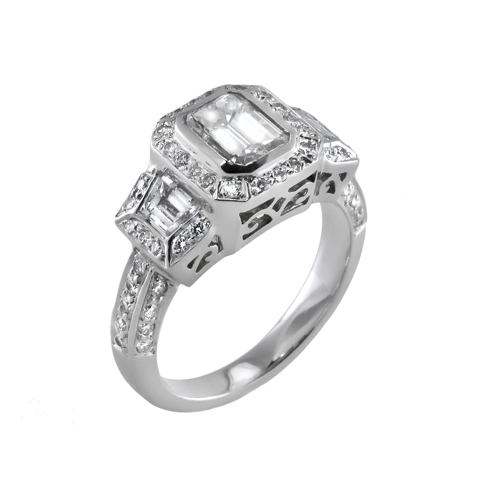 18KT White Gold Diamond Engagement Ring