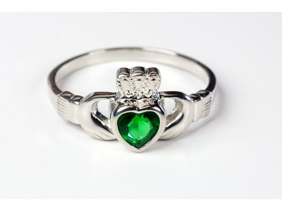 Sterling Silver Claddagh Ring w/Emerald Stone
